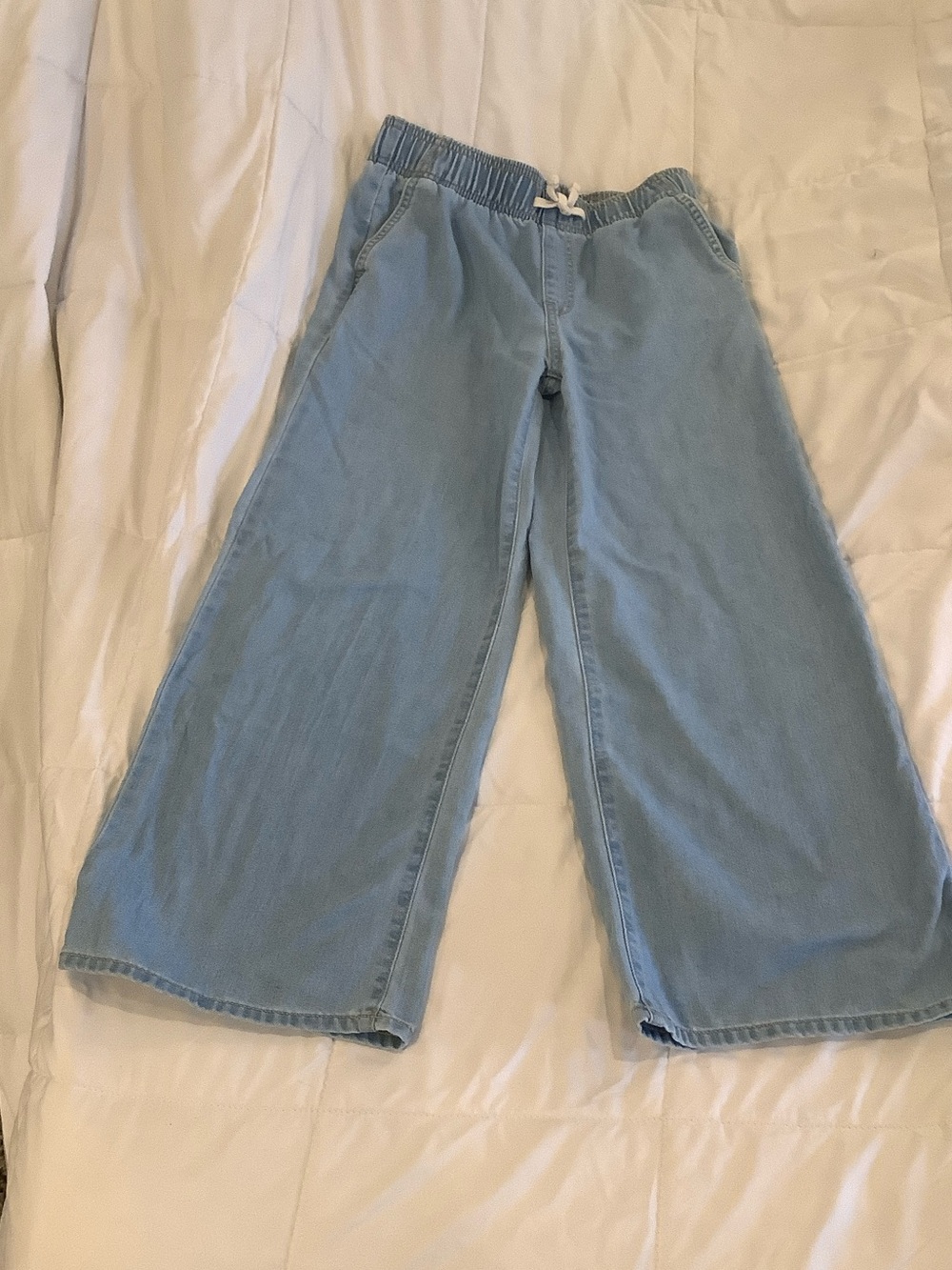 Old Navy Light Blue Wide-Leg Pull-On Jeans with Drawstring